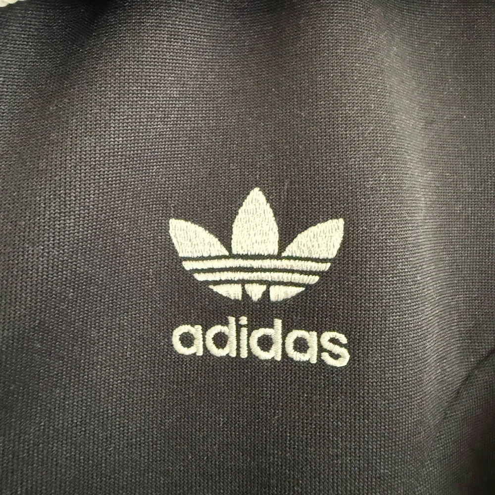 Adidas Track Jacket✨ - Picture 4 of 5
